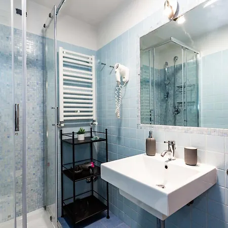 In - Zen01 Pensión 3*